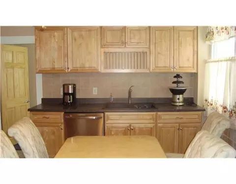1573 Centerville Rd, Warwick, RI 02886 photo 9