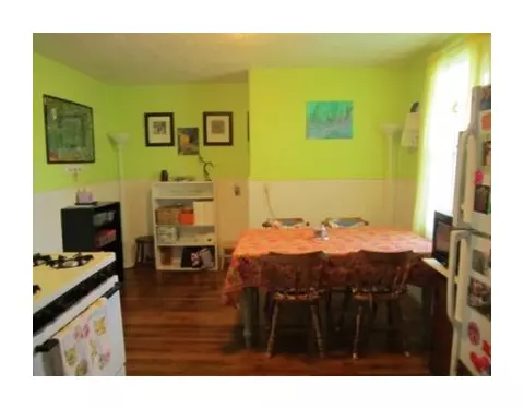 49 E St, Bristol, RI 02809 photo 7