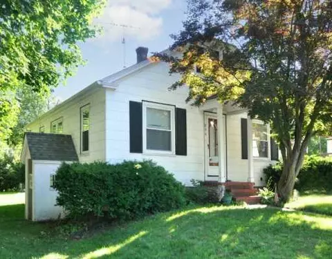 894 Cass Ave, Woonsocket, RI 02895 photo 8