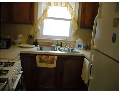 894 Cass Ave, Woonsocket, RI 02895 photo 4