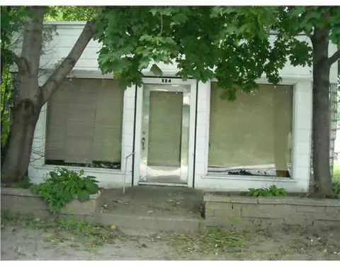894 Cass Ave, Woonsocket, RI 02895 photo 3