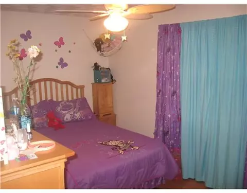 122 Park Ave, Woonsocket, RI 02895 photo 8