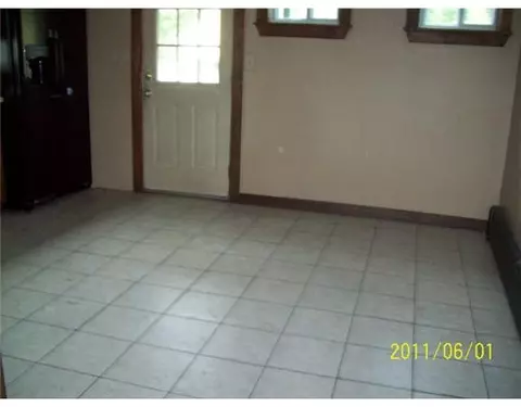 2148 Mendon Rd, Woonsocket, RI 02895 photo 7