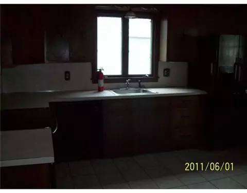 2148 Mendon Rd, Woonsocket, RI 02895 photo 12