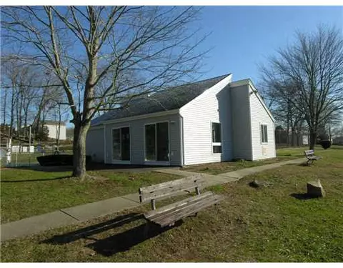 8 Lakeside Dr #L, Ledyard, CT 06339 photo 20