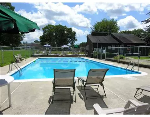 8 Lakeside Dr #L, Ledyard, CT 06339 photo 18