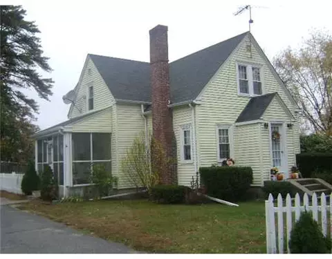 29 Gordon Ave, Warwick, RI 02886 photo 1