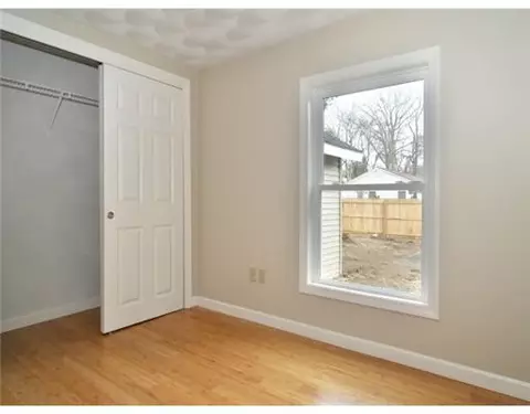 31 Lyndale Ave, Warwick, RI 02889 photo 12