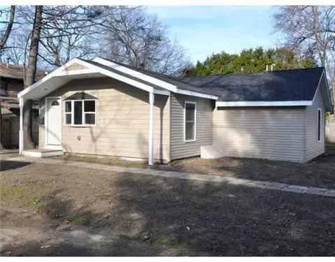 31 Lyndale Ave, Warwick, RI 02889 photo 1