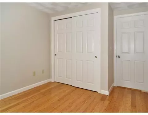 31 Lyndale Ave, Warwick, RI 02889 photo 13