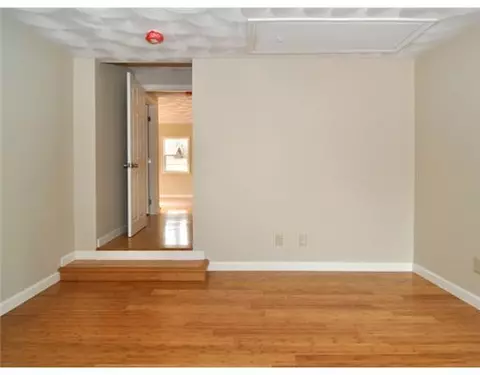 31 Lyndale Ave, Warwick, RI 02889 photo 10
