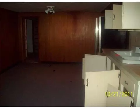 619 Killingly St, Johnston, RI 02919 photo 7