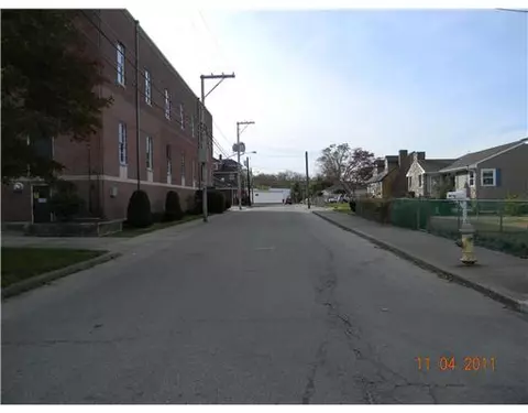 33 Everett St, Warren, RI 02885 photo 11