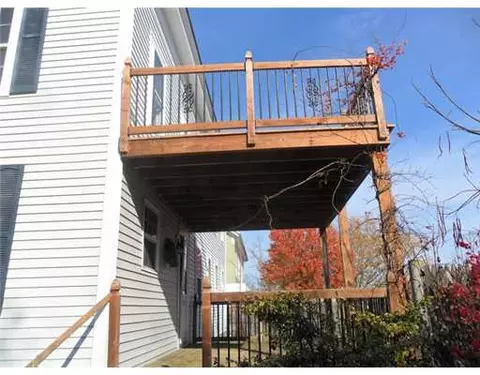 74 Lincoln St, Woonsocket, RI 02895 photo 2