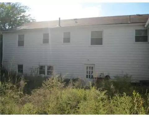 225 Third Ave, Warwick, RI 02888 photo 4