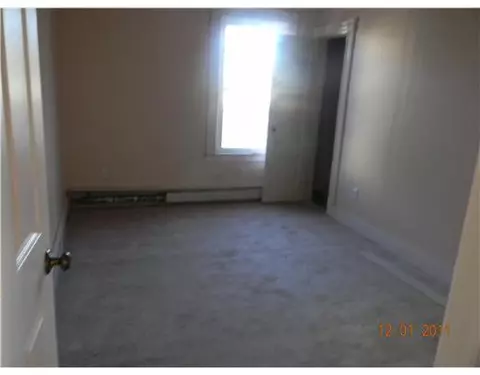 54 Fulton St, Woonsocket, RI 02895 photo 8