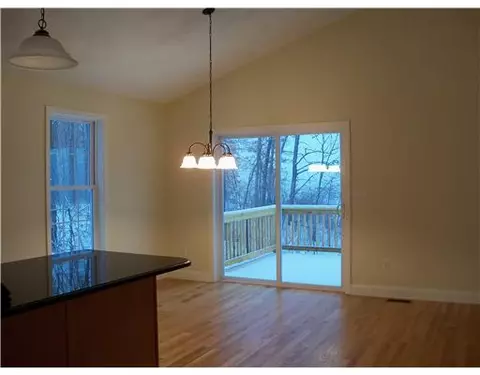 60 Fieldside Dr, Woonsocket, RI 02895 photo 6