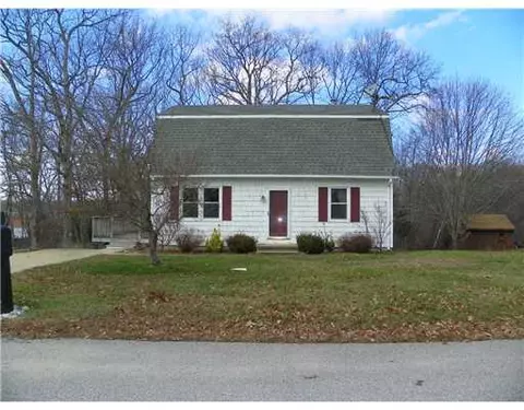 7 Ichabod Ln, Westerly, RI 02891 photo 1