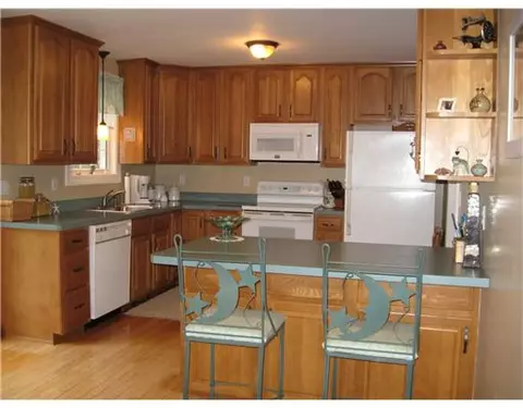 15 Juniper Ave, Westerly, RI 02891 photo 5
