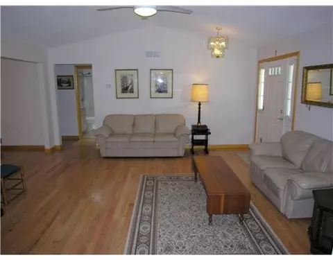 62 Lakeview Dr, Preston, CT 06365 photo 6