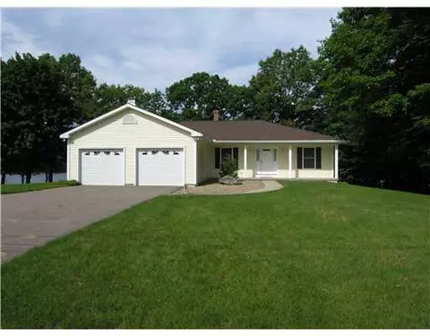 62 Lakeview Dr, Preston, CT 06365 photo 1