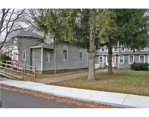 16 School St, Warren, RI 02885 photo 3