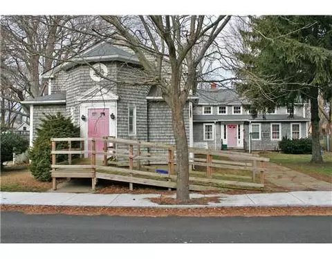16 School St, Warren, RI 02885 photo 1