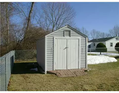 8 King St, Westerly, RI 02891 photo 11