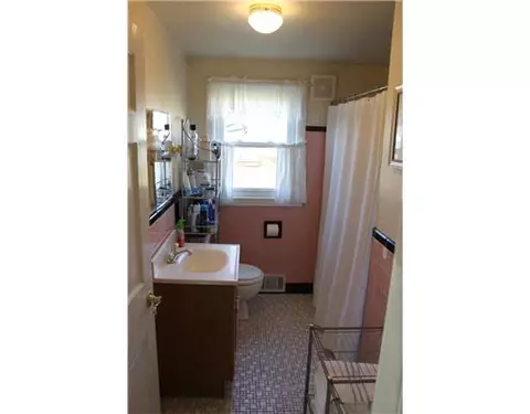 59 Pilgrim Dr, Warwick, RI 02888 photo 16