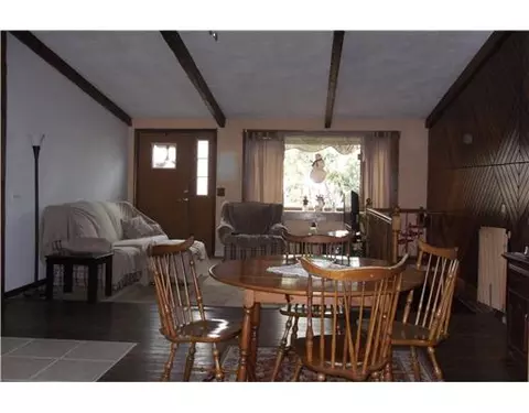 255 Armstrong Ave, Warwick, RI 02889 photo 3