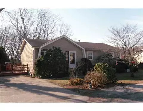 255 Armstrong Ave, Warwick, RI 02889 photo 1