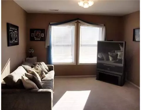 478 Cass Ave, Woonsocket, RI 02895 photo 7