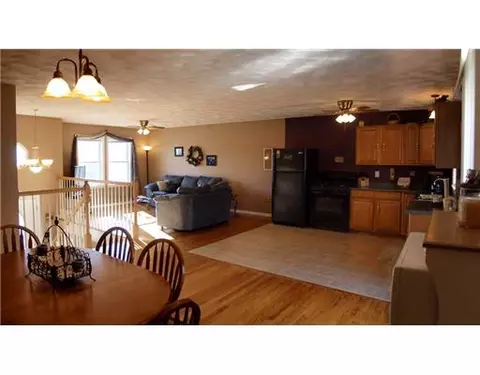 478 Cass Ave, Woonsocket, RI 02895 photo 2