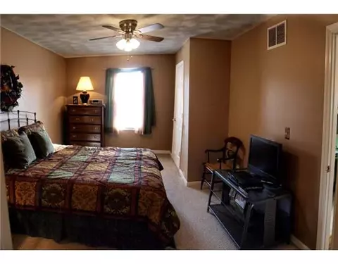 478 Cass Ave, Woonsocket, RI 02895 photo 4