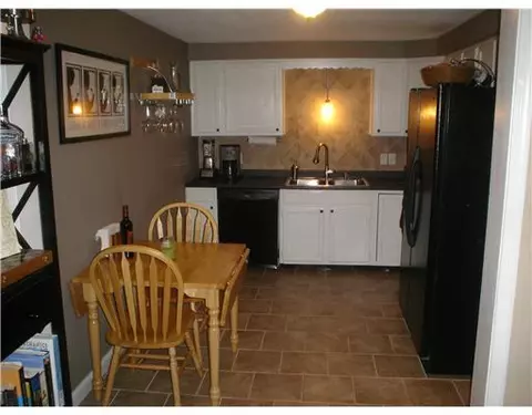 200 Post Rd #227, Warwick, RI 02888 photo 2