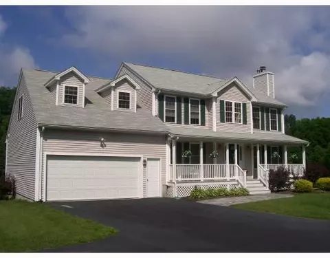 18 Danielle Ave, Westerly, RI 02891 photo 1