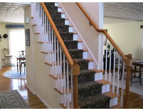 18 Danielle Ave, Westerly, RI 02891 photo 20