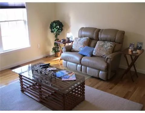 18 Danielle Ave, Westerly, RI 02891 photo 11