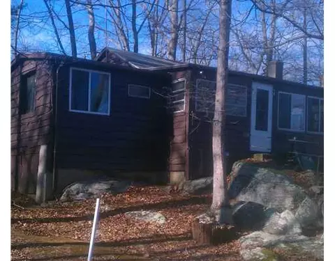 320 Richardson Rd, Coventry, RI 02816 photo 2