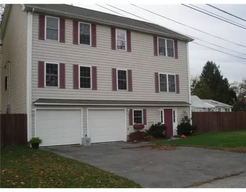 17 Possner Ave, Warwick, RI 02889 photo 1