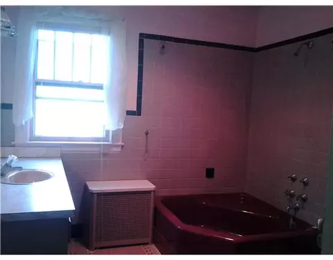 101 Tower St, Westerly, RI 02891 photo 11