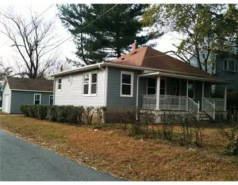 15 Bluff Ave, Warwick, RI 02889 photo 5