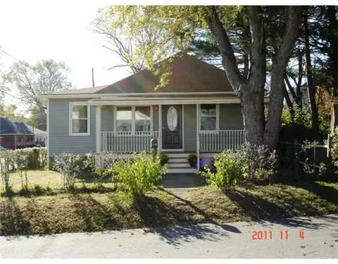 15 Bluff Ave, Warwick, RI 02889 photo 1