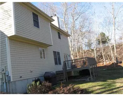 10 Wicklow Rd, Westerly, RI 02891 photo 5