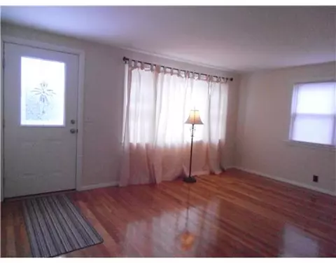 99 Congress St, Woonsocket, RI 02895 photo 6