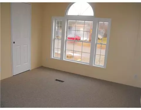 37 Hemlock Rd, Glocester, RI 02814 photo 2