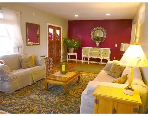 96 Cady Ave, Warwick, RI 02889 photo 9
