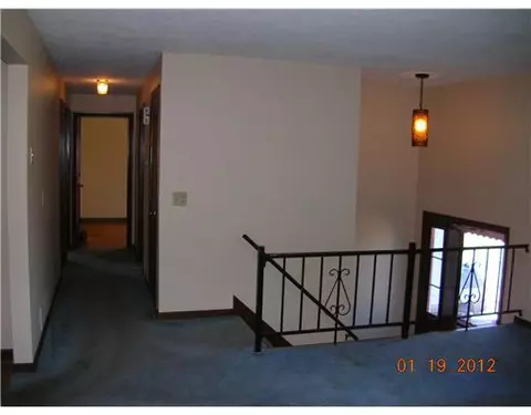 531 Aylsworth Ave, Woonsocket, RI 02895 photo 7