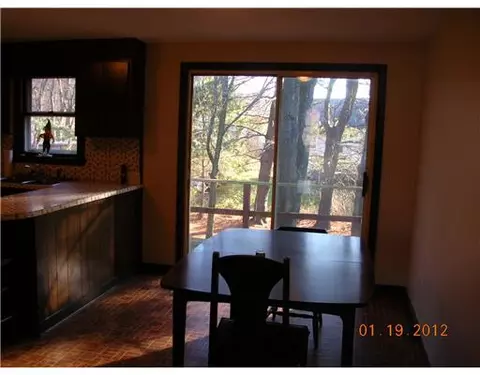 531 Aylsworth Ave, Woonsocket, RI 02895 photo 6
