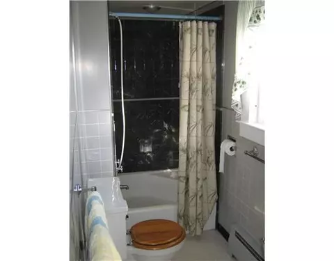 175 Walnut St, Putnam, CT 06260 photo 9